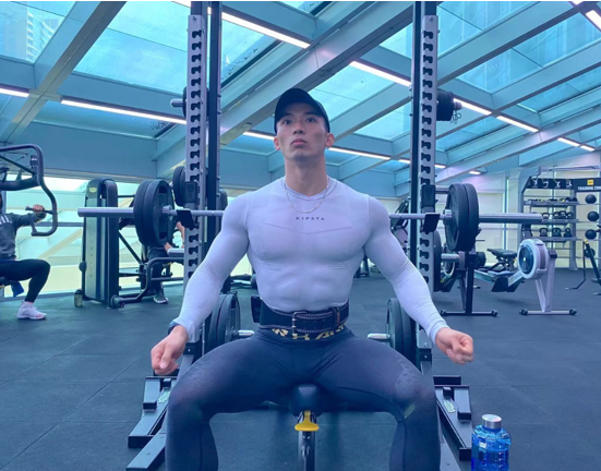 必威郑少忠钟爱XBOTTLE运动水壶健身运动新标配(图6) 必威郑少忠钟爱XBOTTLE运动水壶健身运动新标配(图6)