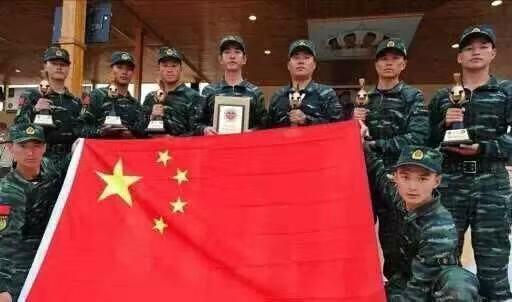 【解码“高原兵”】一心报必威国的兵——记“西南铁锤”邓招香(图5)