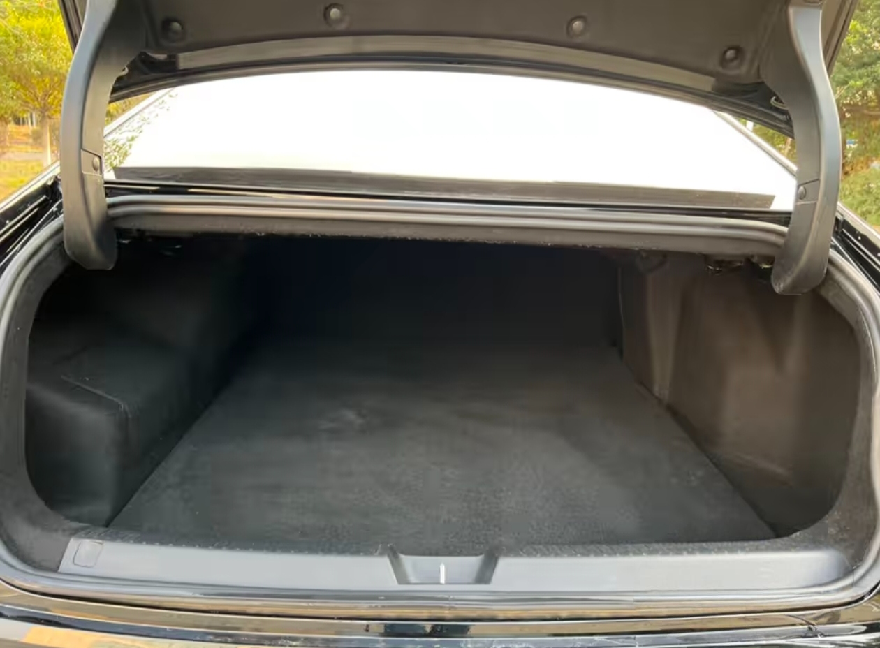 国民新能源轿车五菱星光:月薪5000养得起全家出行装得下(图1) 国民新能源轿车五菱星光:月薪5000养得起全家出行装得下(图1)