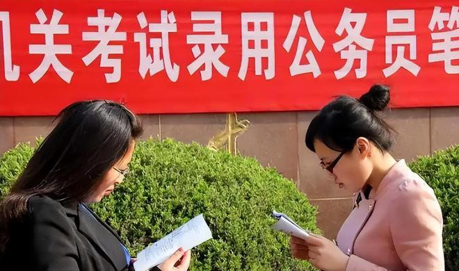 又一内鬼被抓！央视发声泄密大量内部机密资料身份曝光不简单(图16)
