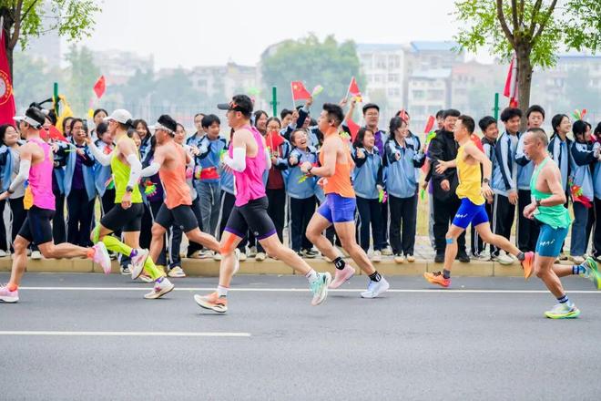 最新消息！蒙牛2025孝感马拉松中签结果公布！(图7)