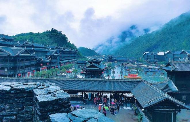 重庆旅游4天跟团游线天跟团游线路安排(图2) 重庆旅游4天跟团游线天跟团游线路安排(图2)